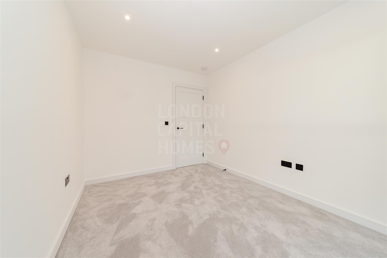 5 Wheatfield Way, KINGSTON UPON THAMES